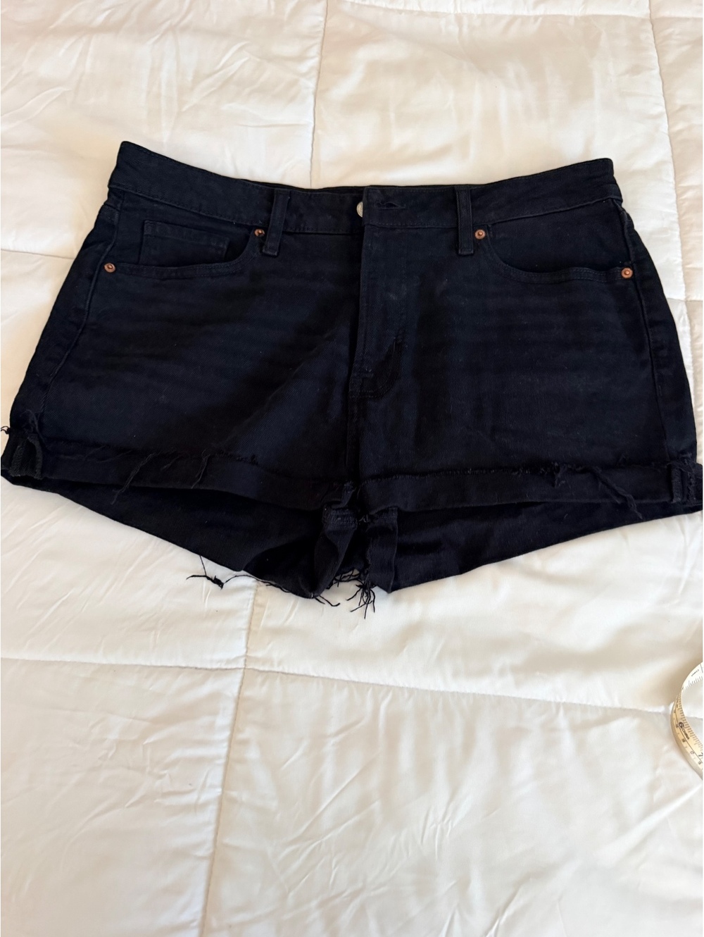 Old Navy High-Rise O.G. Straight Black Denim Shorts Size 14